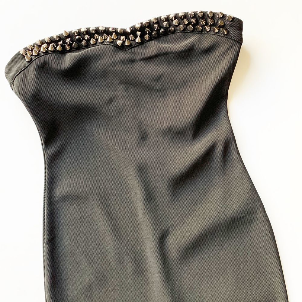 NWT Forever 21 sweetheart studded top